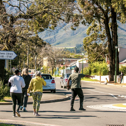 Cape Town: Ida's Valley Wine & Culture Walking Tour